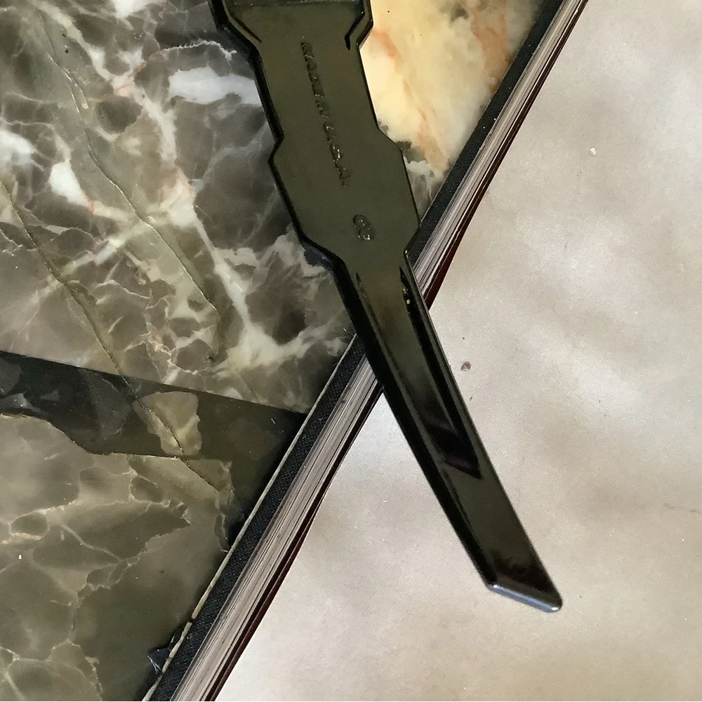 Oakley authentic oil